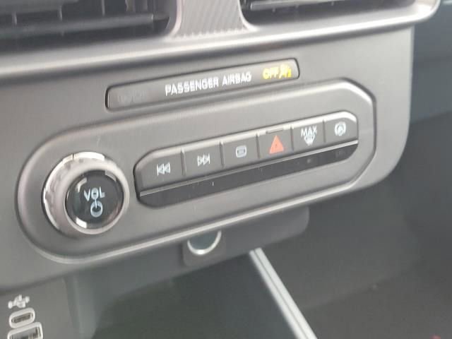 New 2025 Ford Maverick XL w/ Equipment Group 101A image 32