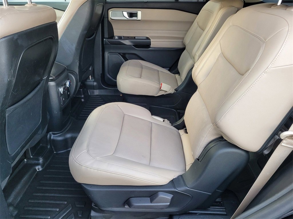 Used 2020 Ford Explorer Limited w/ Class III Trailer Tow Package image 8