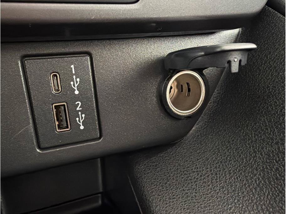 Used 2025 Nissan Leaf S FWD image 24
