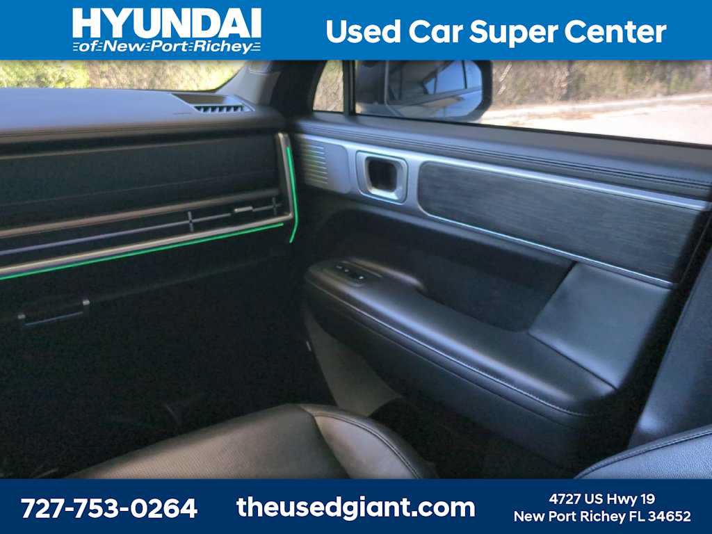 Used 2024 Hyundai Santa Fe Limited FWD image 19