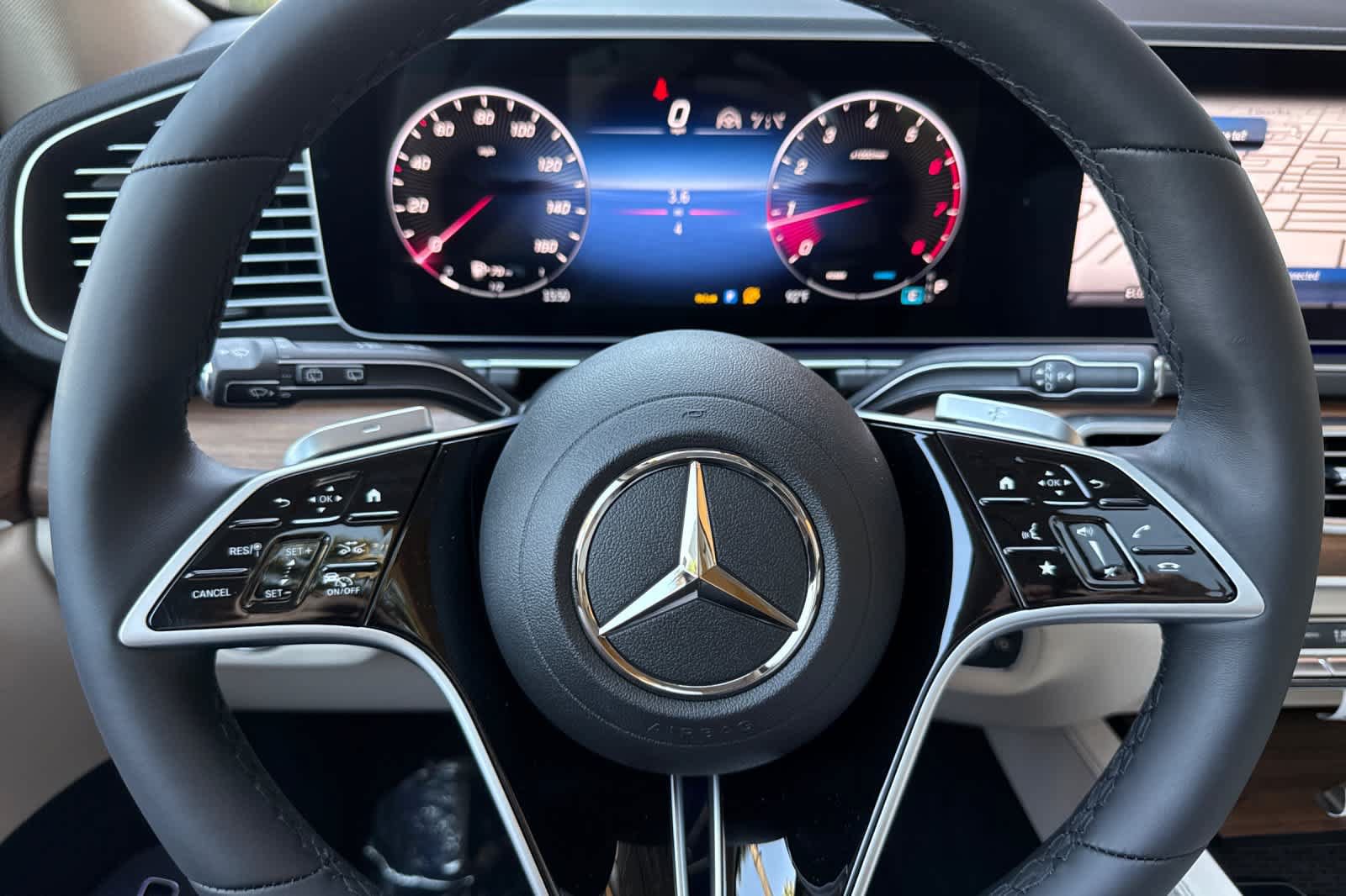 New 2026 Mercedes-Benz GLE 450 4MATIC image 23