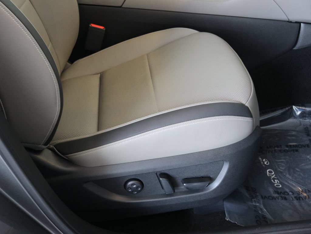 Used 2023 INFINITI QX50 Sensory AWD/4WD image 52