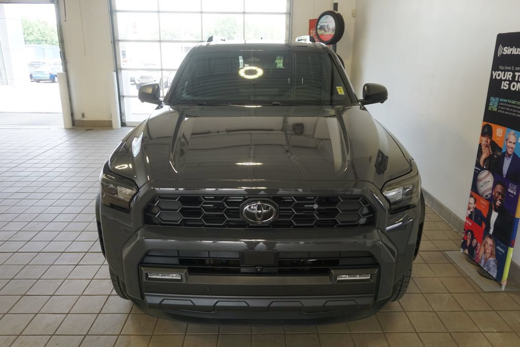 Used 2025 Toyota 4Runner TRD Off-Road Premium AWD/4WD image 16