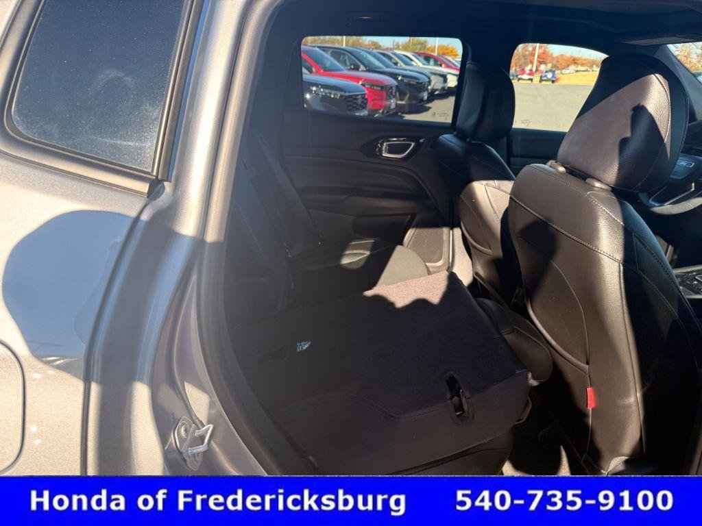 Used 2023 Jeep Compass Trailhawk w/ Trailhawk Elite Group image 37