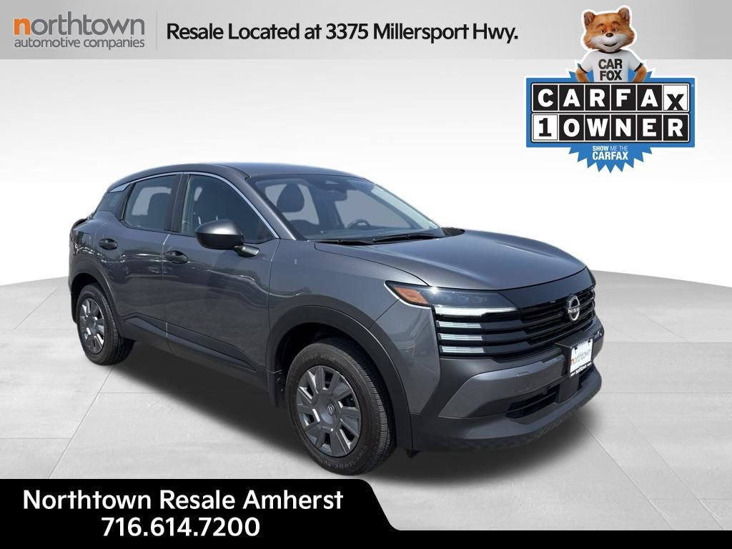Used 2025 Nissan Kicks S AWD/4WD image 3