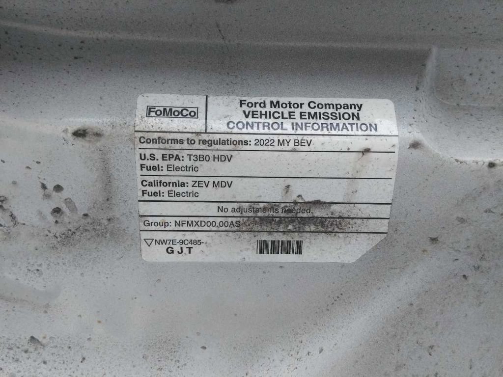 Used 2022 Ford E-Transit 148 High Roof Extended w/ Load Area Protection Package image 21