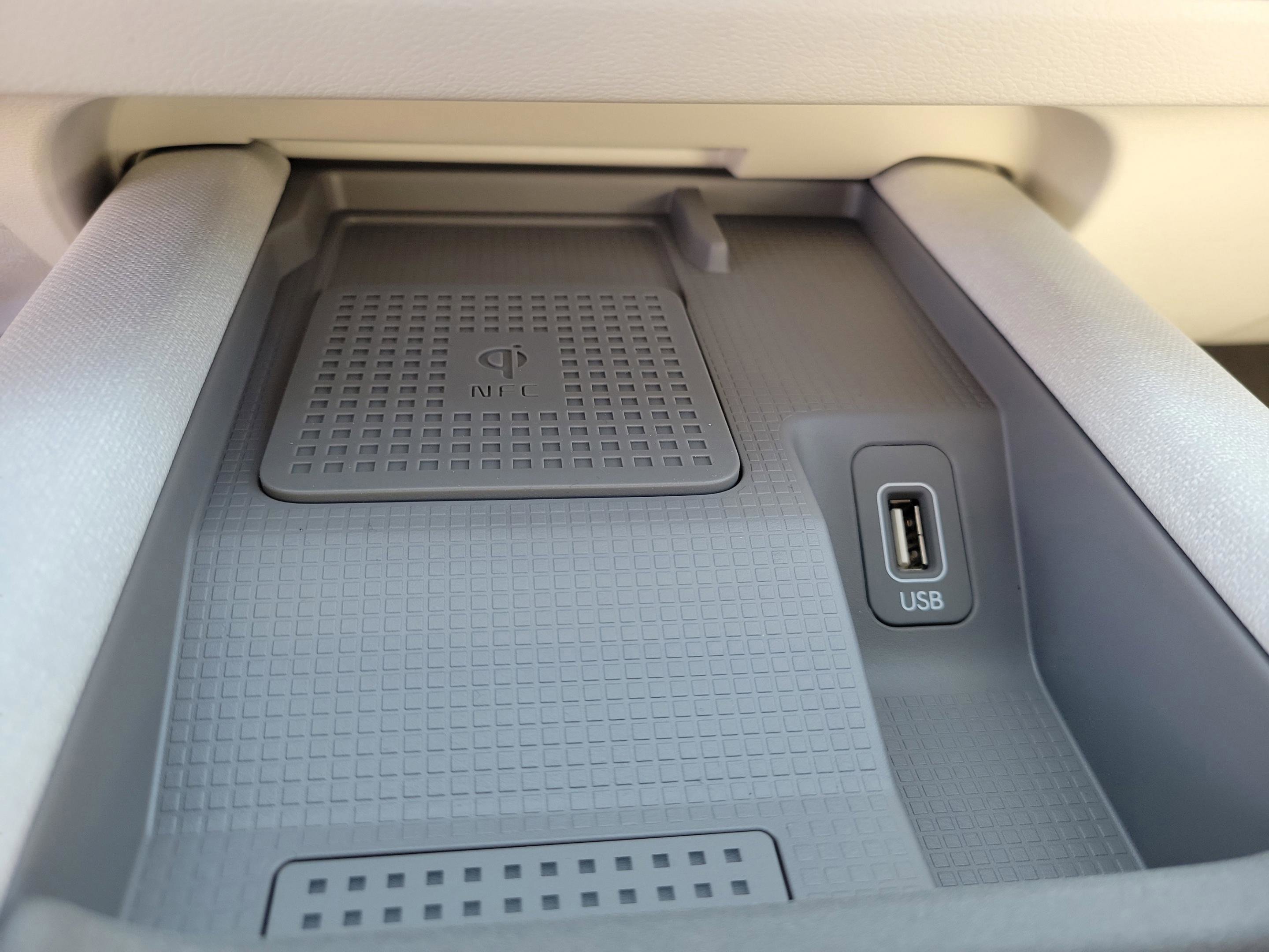 New 2025 Hyundai Ioniq 6 SEL image 30