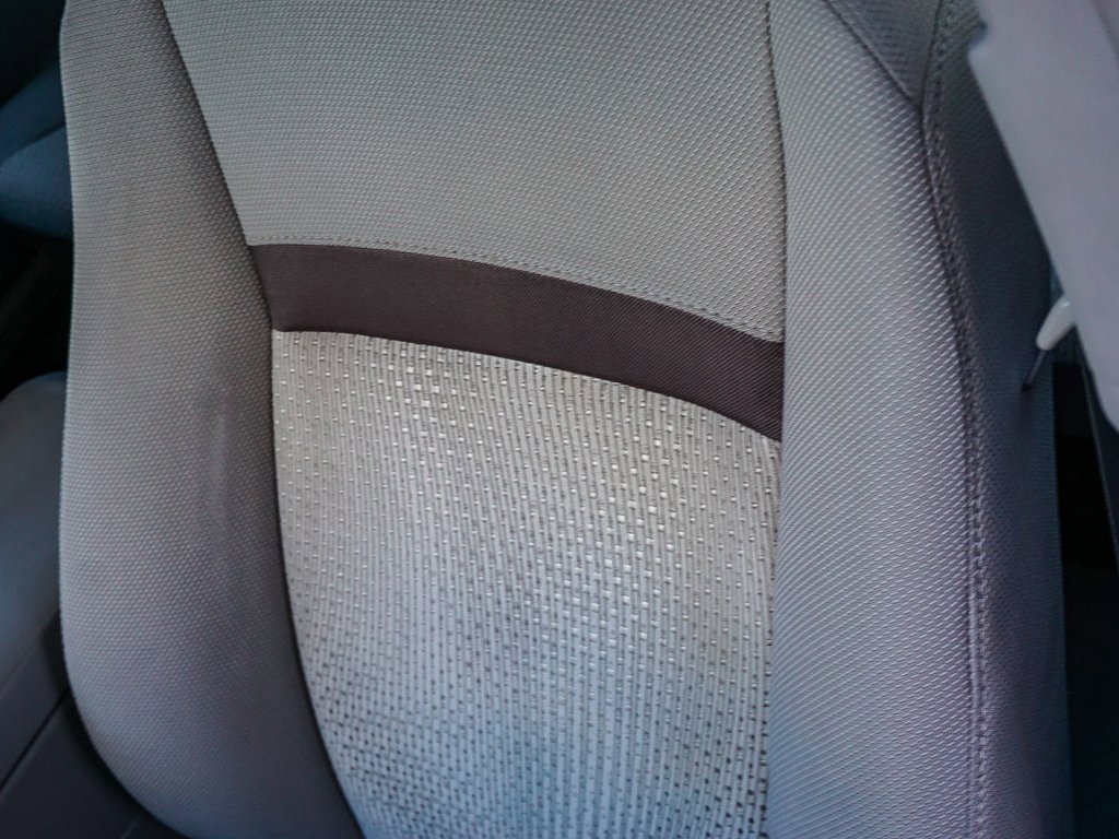 Used 2012 Toyota Camry LE image 21