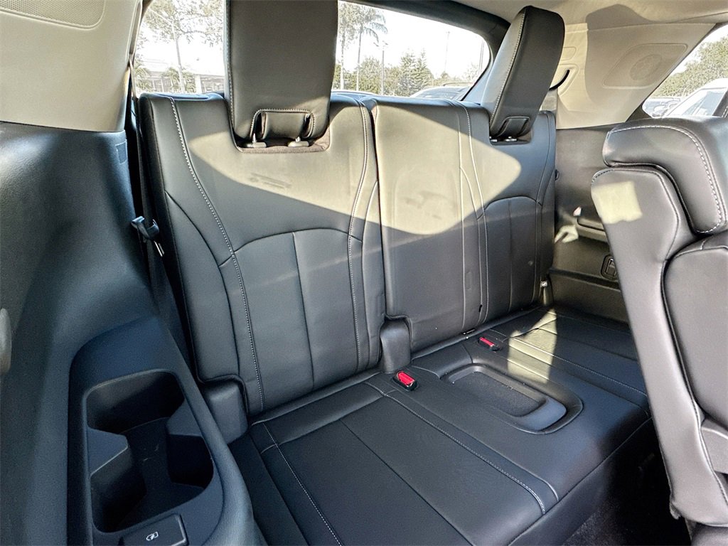 Used 2026 INFINITI QX60 Luxe w/ Cargo Package image 30