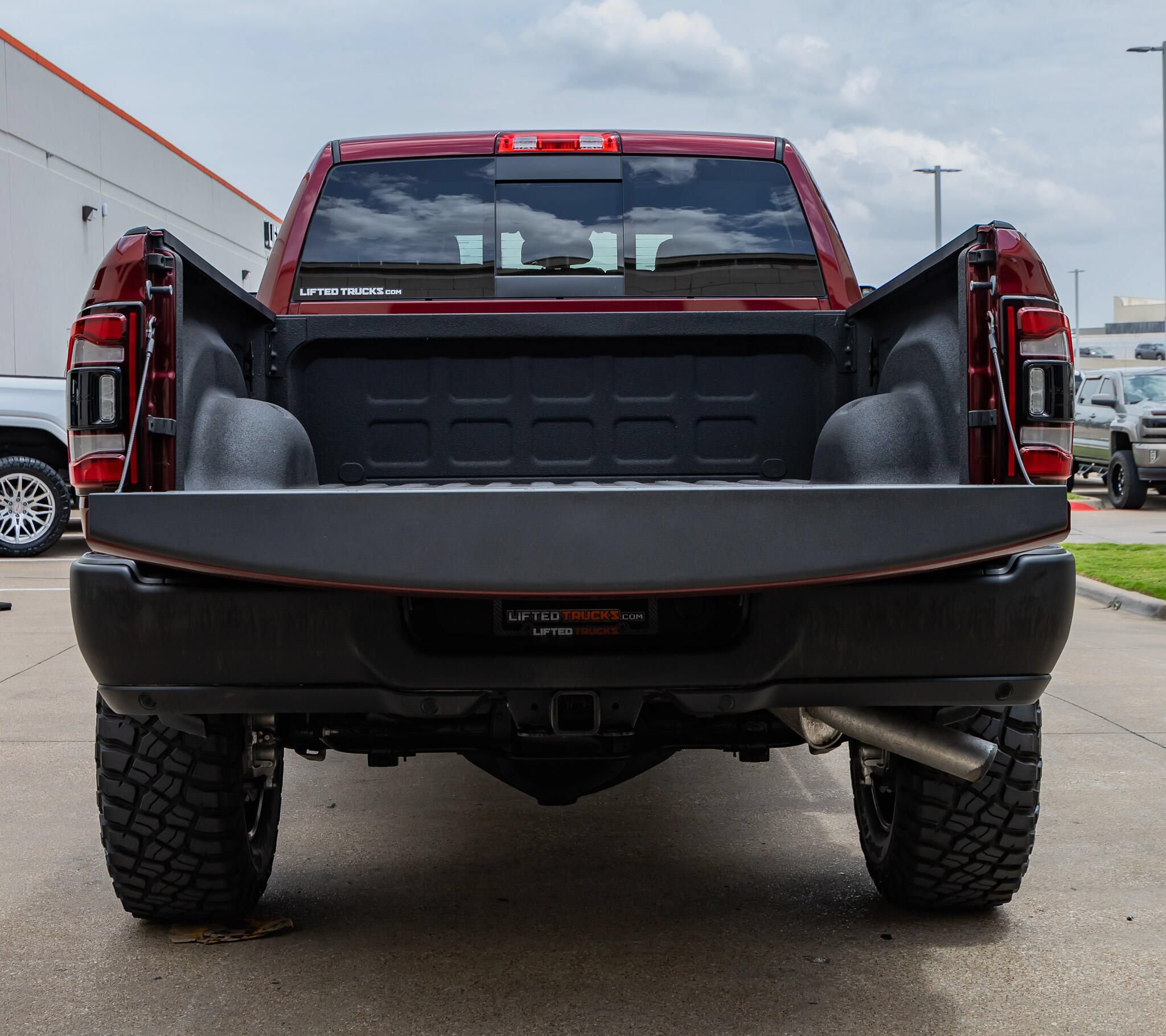 Used 2022 RAM 2500 Power Wagon w/ Level 2 Equipment Group AWD/4WD image 9