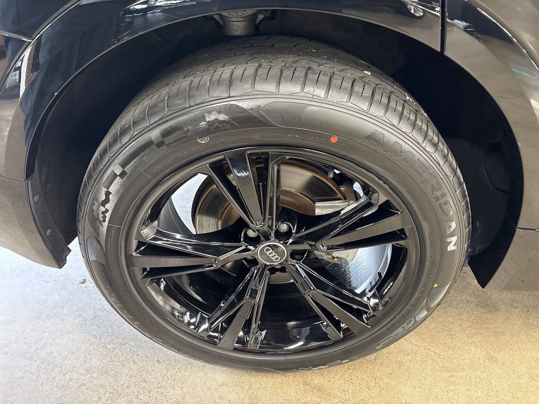 Used 2021 Audi Q8 Premium Plus image 26