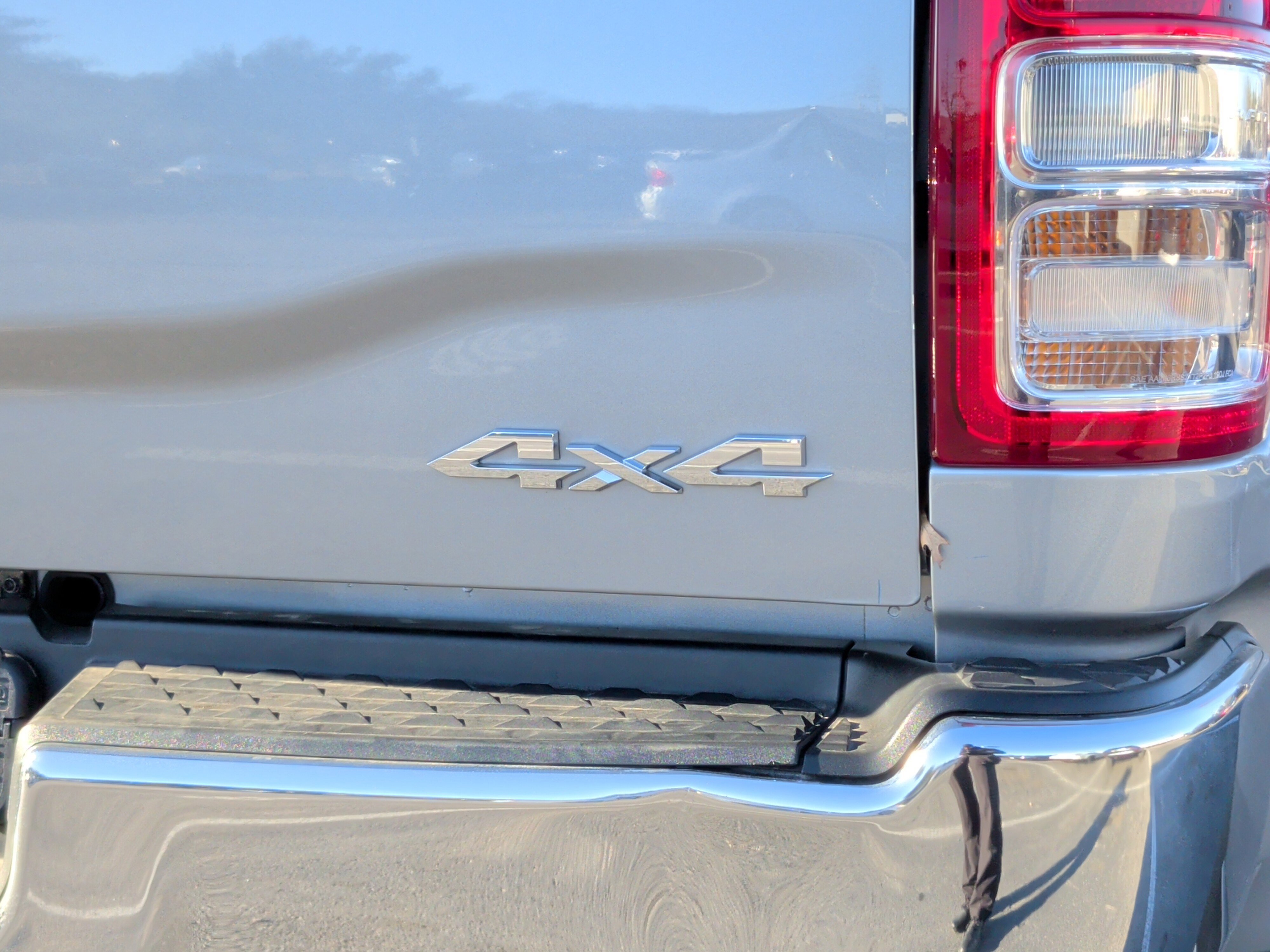 Used 2024 RAM 3500 Tradesman w/ Chrome Appearance Group image 11