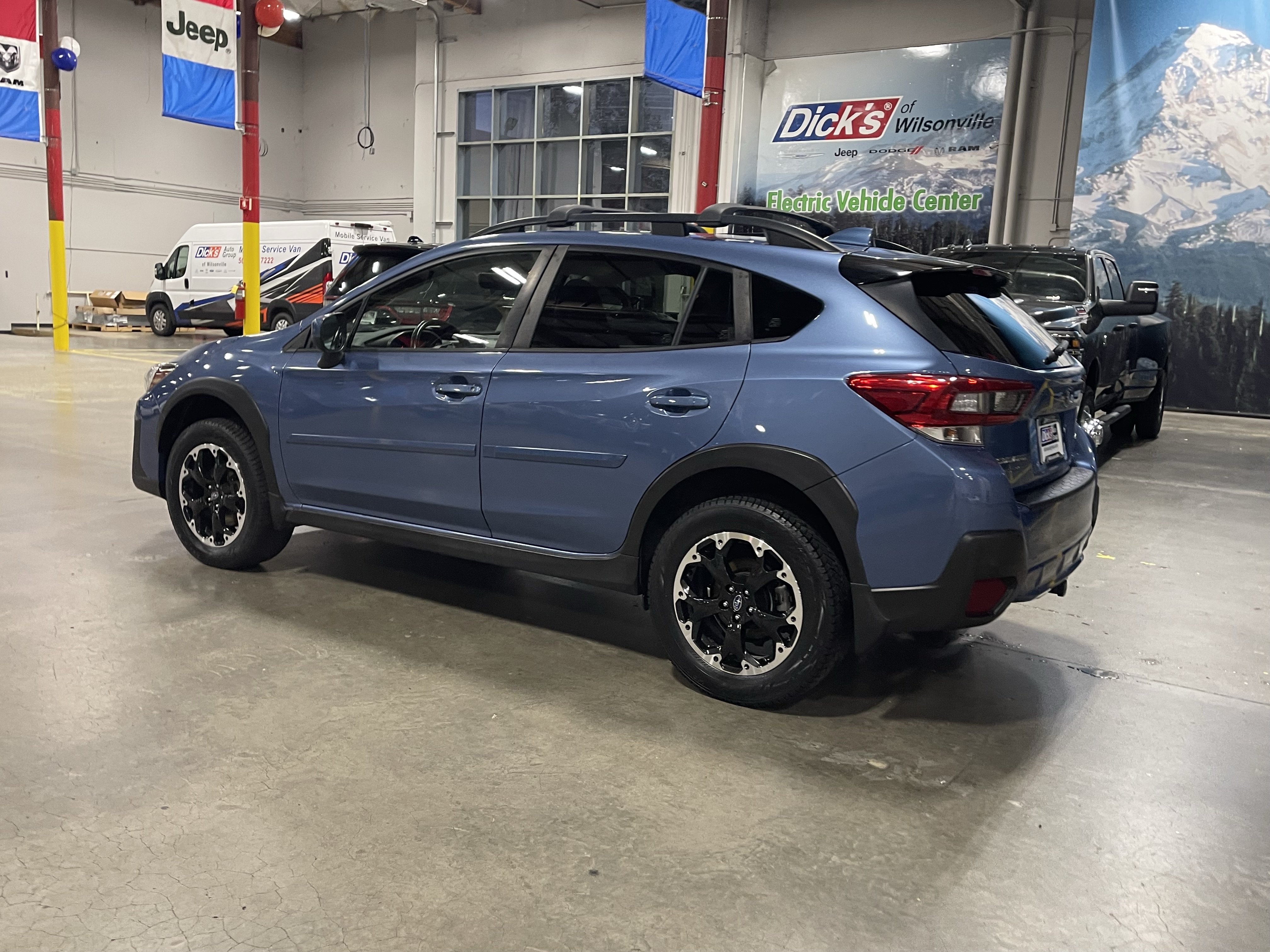 Used 2021 Subaru Crosstrek 2.0i Premium AWD/4WD image 3