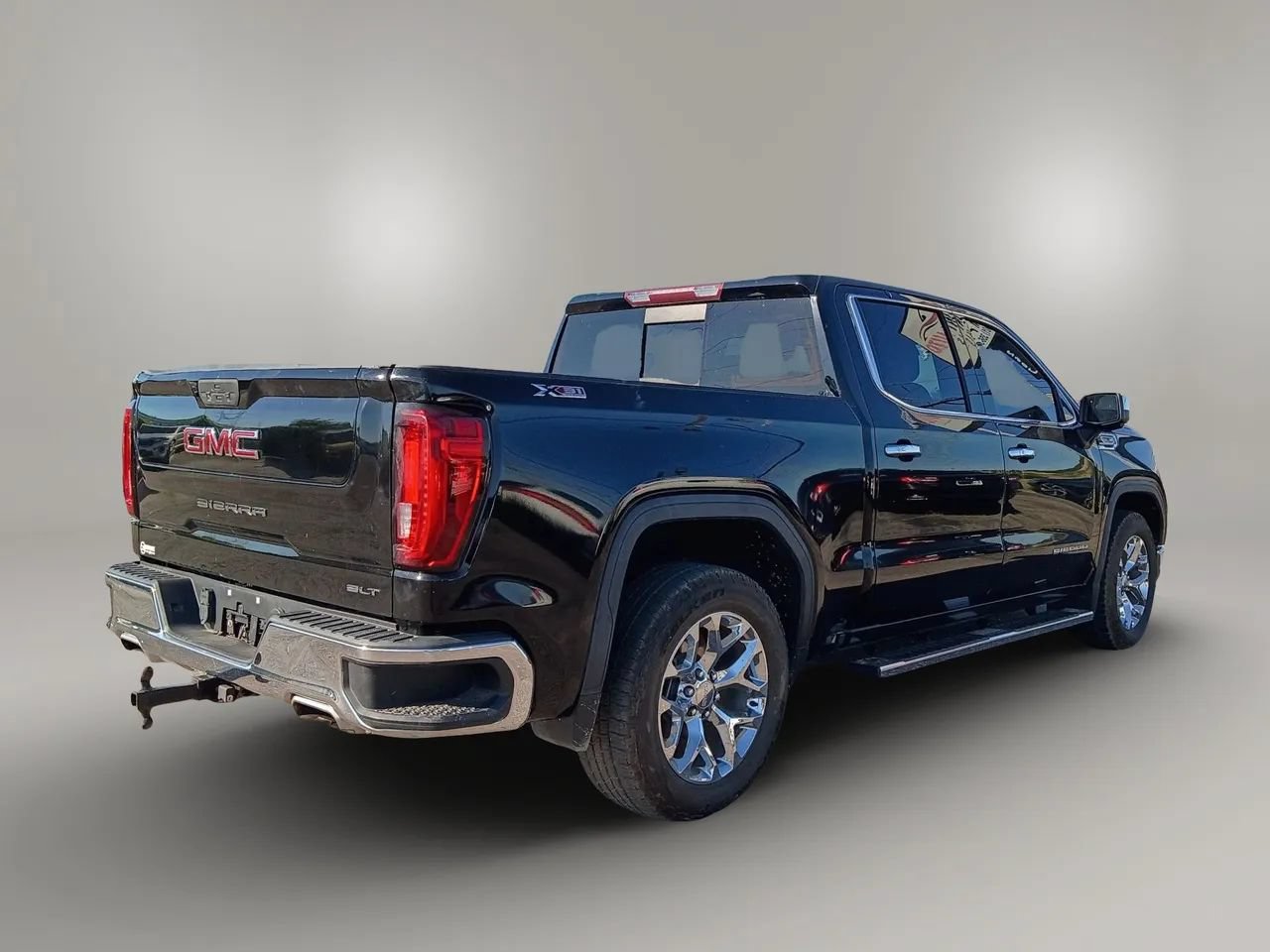 Used 2020 GMC Sierra 1500 SLT w/ SLT Premium Package AWD/4WD image 10