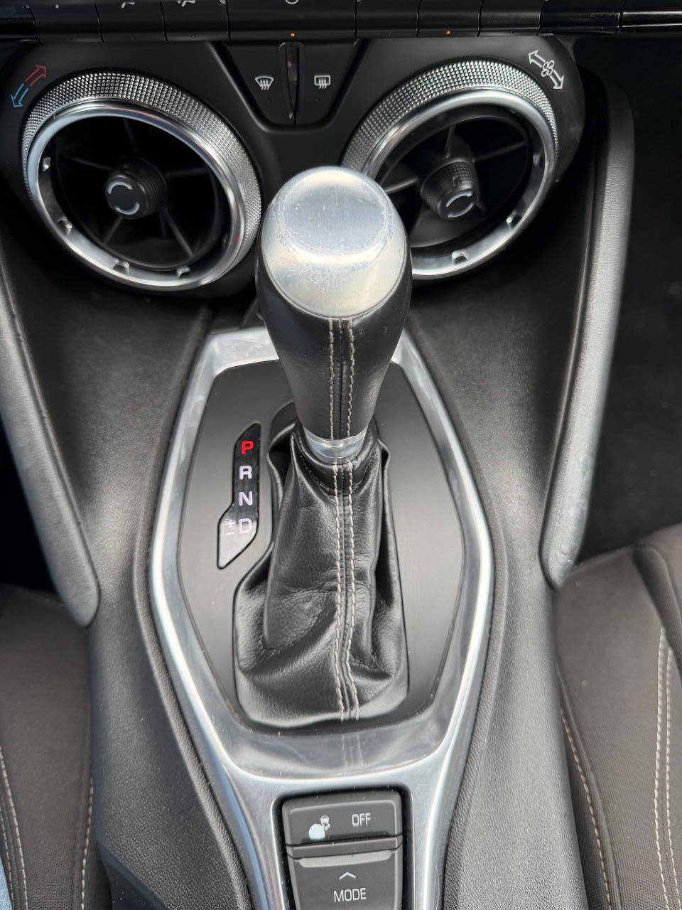 Used 2016 Chevrolet Camaro LT RWD image 22