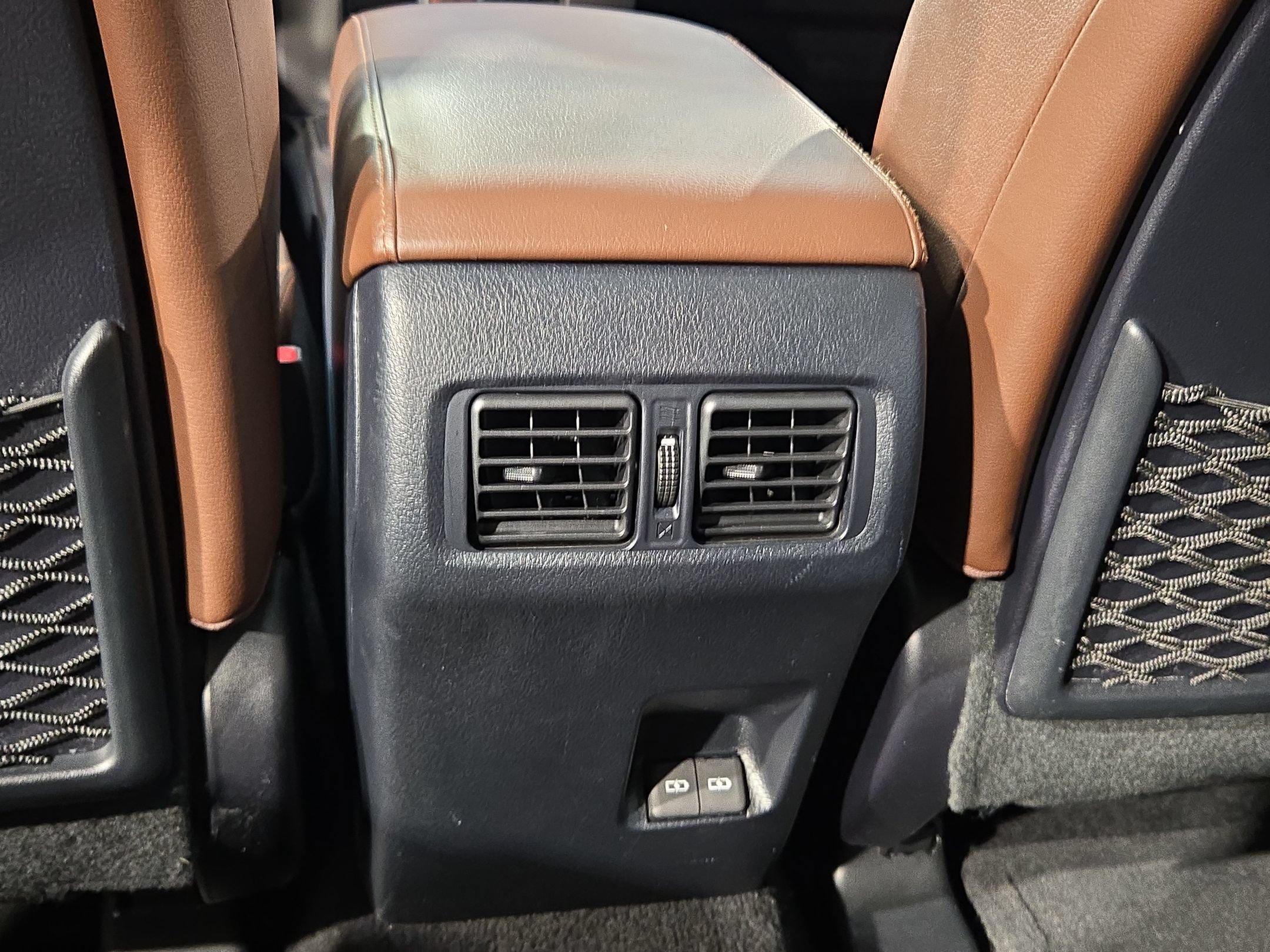 Certified 2024 Toyota 4Runner Limited AWD/4WD image 38