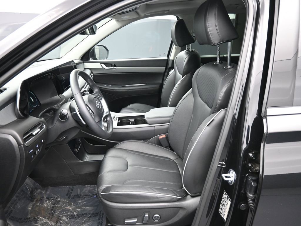 Used 2025 Hyundai Palisade SEL image 18