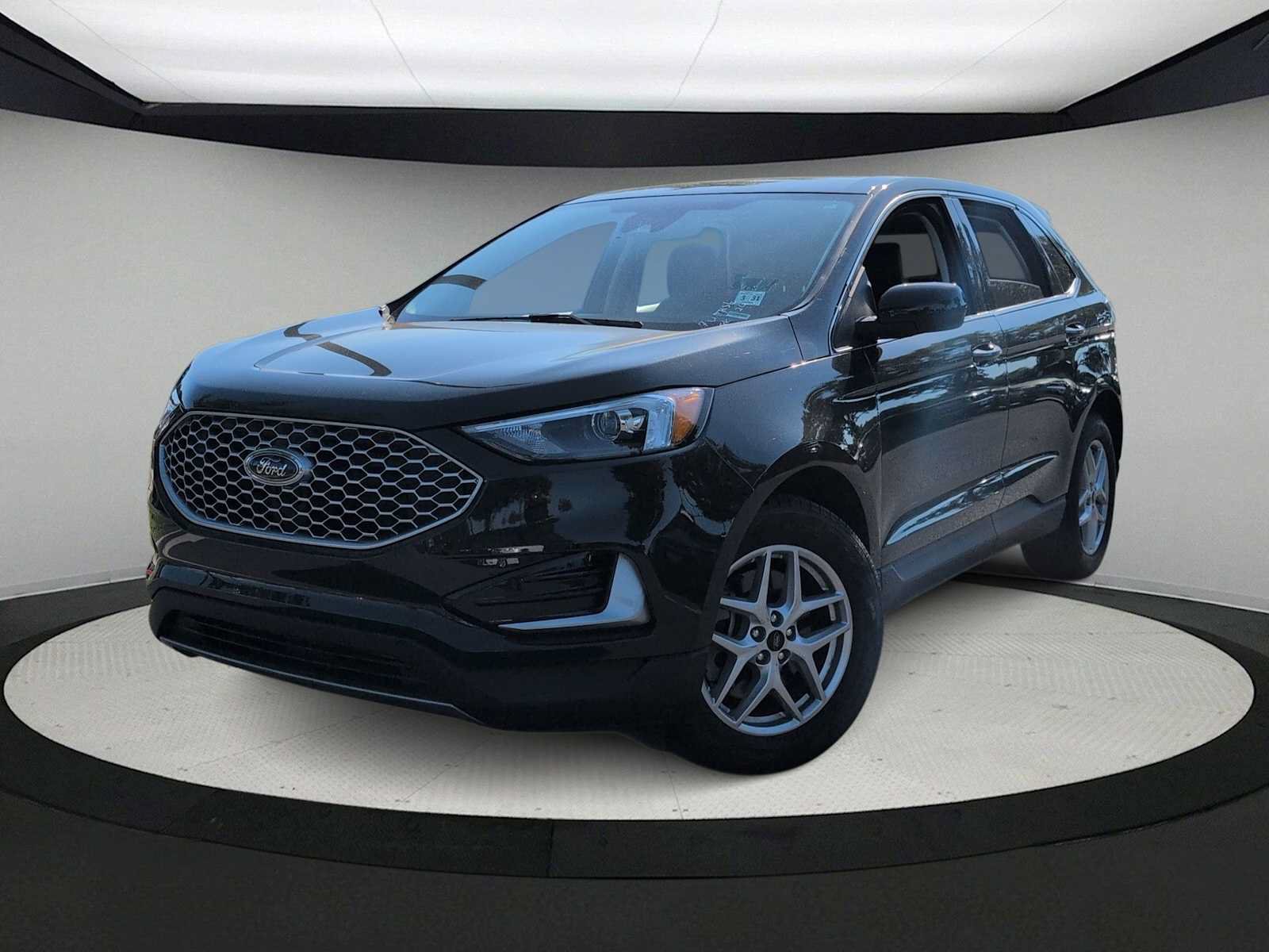 Used 2024 Ford Edge SEL