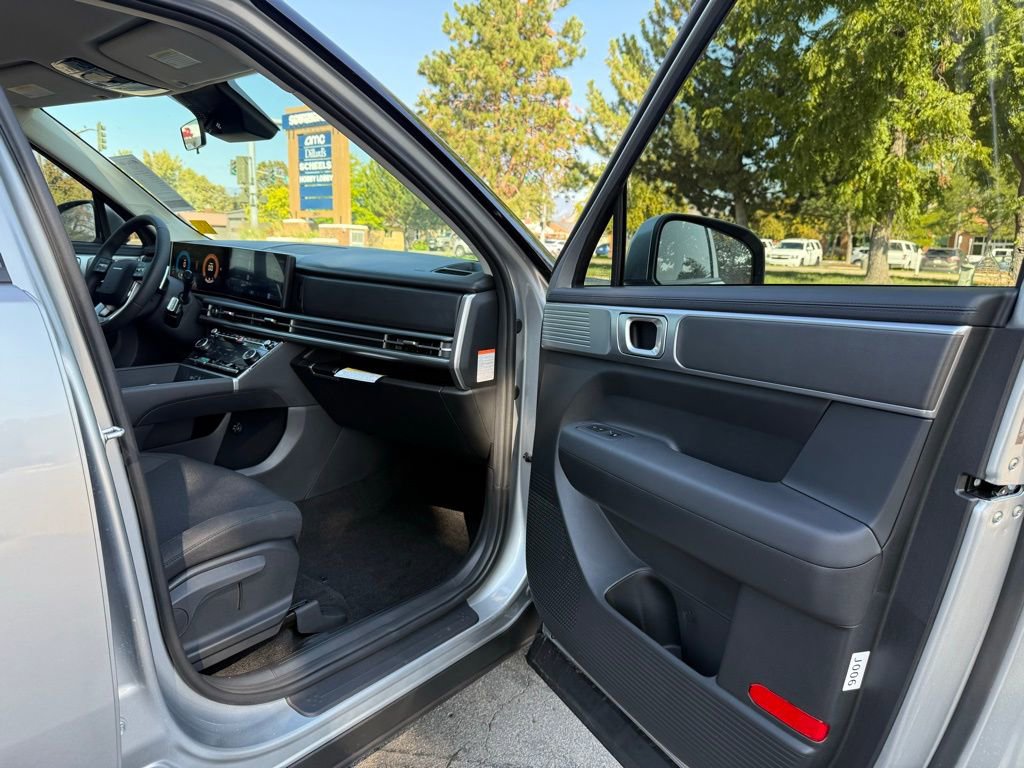 New 2026 Hyundai Santa Fe SE image 12