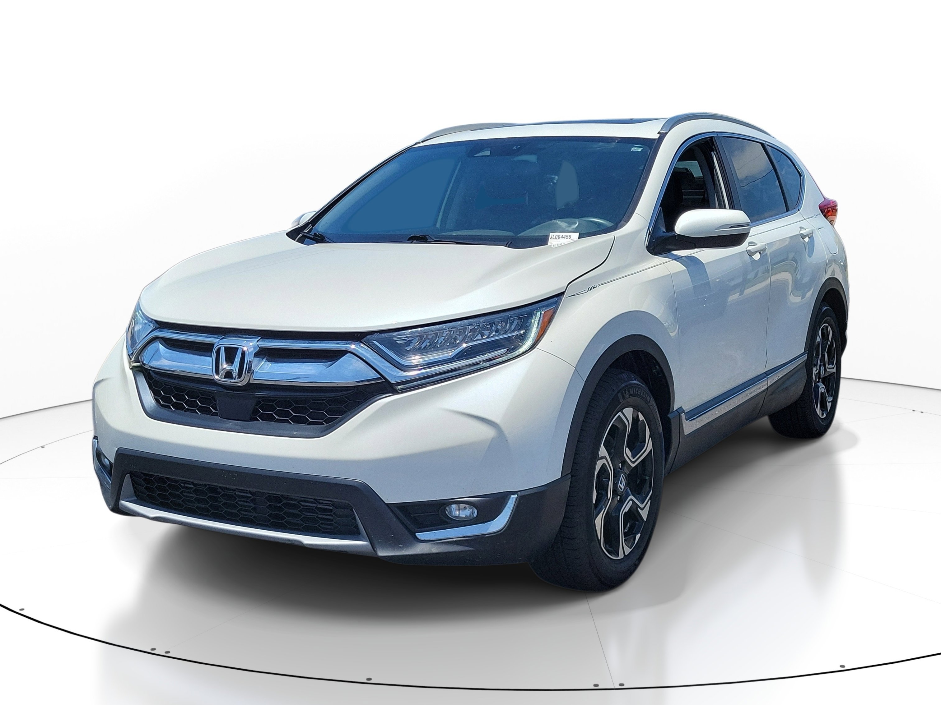 Used 2018 Honda CR-V Touring image 3