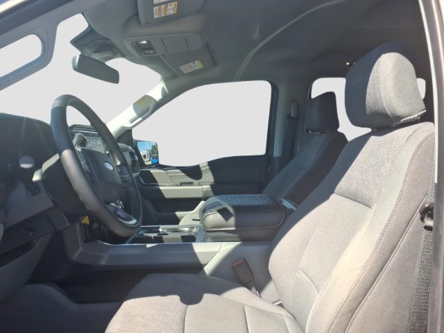 Used 2024 Ford F150 XLT w/ FX4 Off-Road Package AWD/4WD image 7