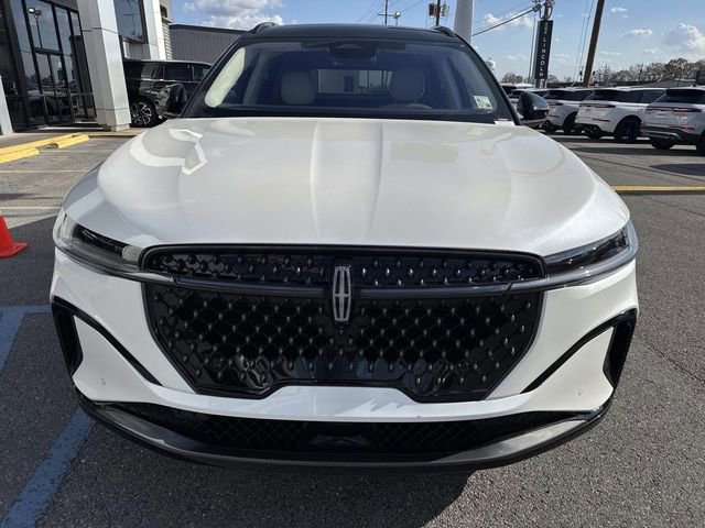 New 2026 Lincoln Nautilus Reserve w/ Jet Appearance Package AWD/4WD image 2