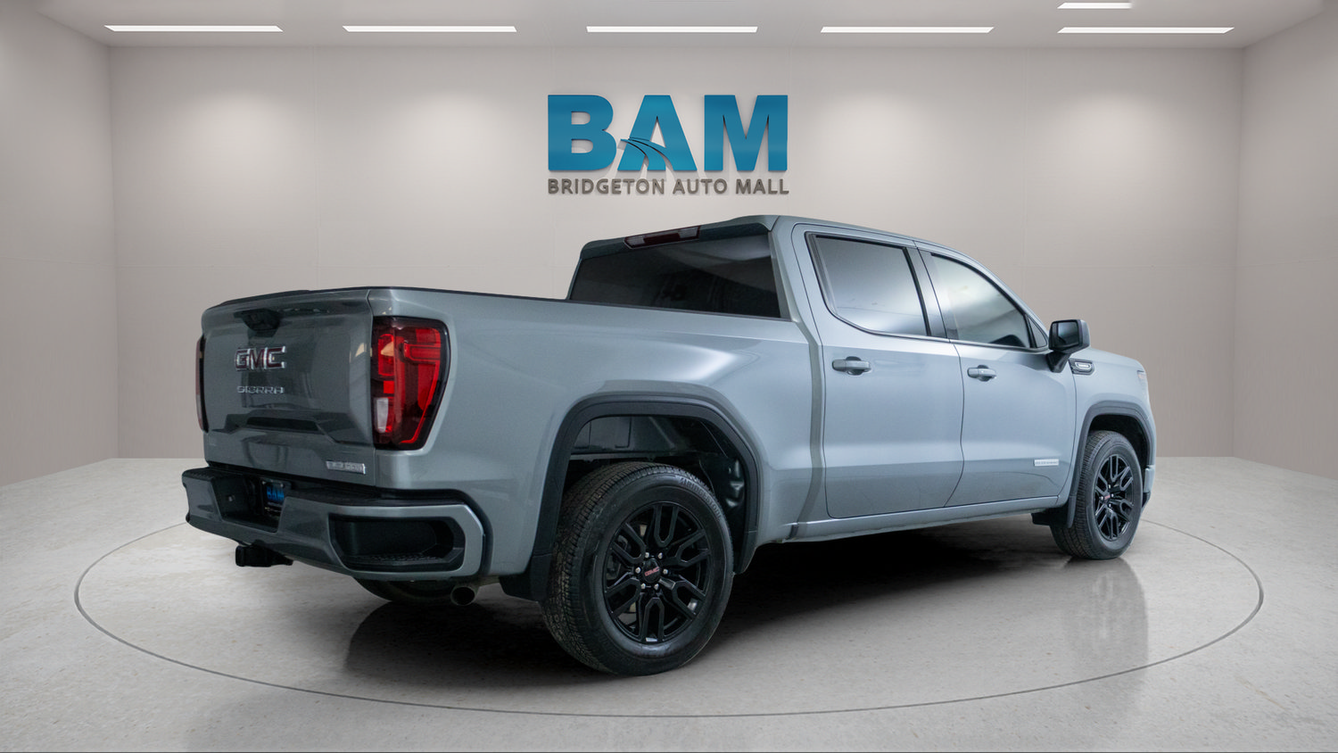 Used 2025 GMC Sierra 1500 Elevation RWD image 7