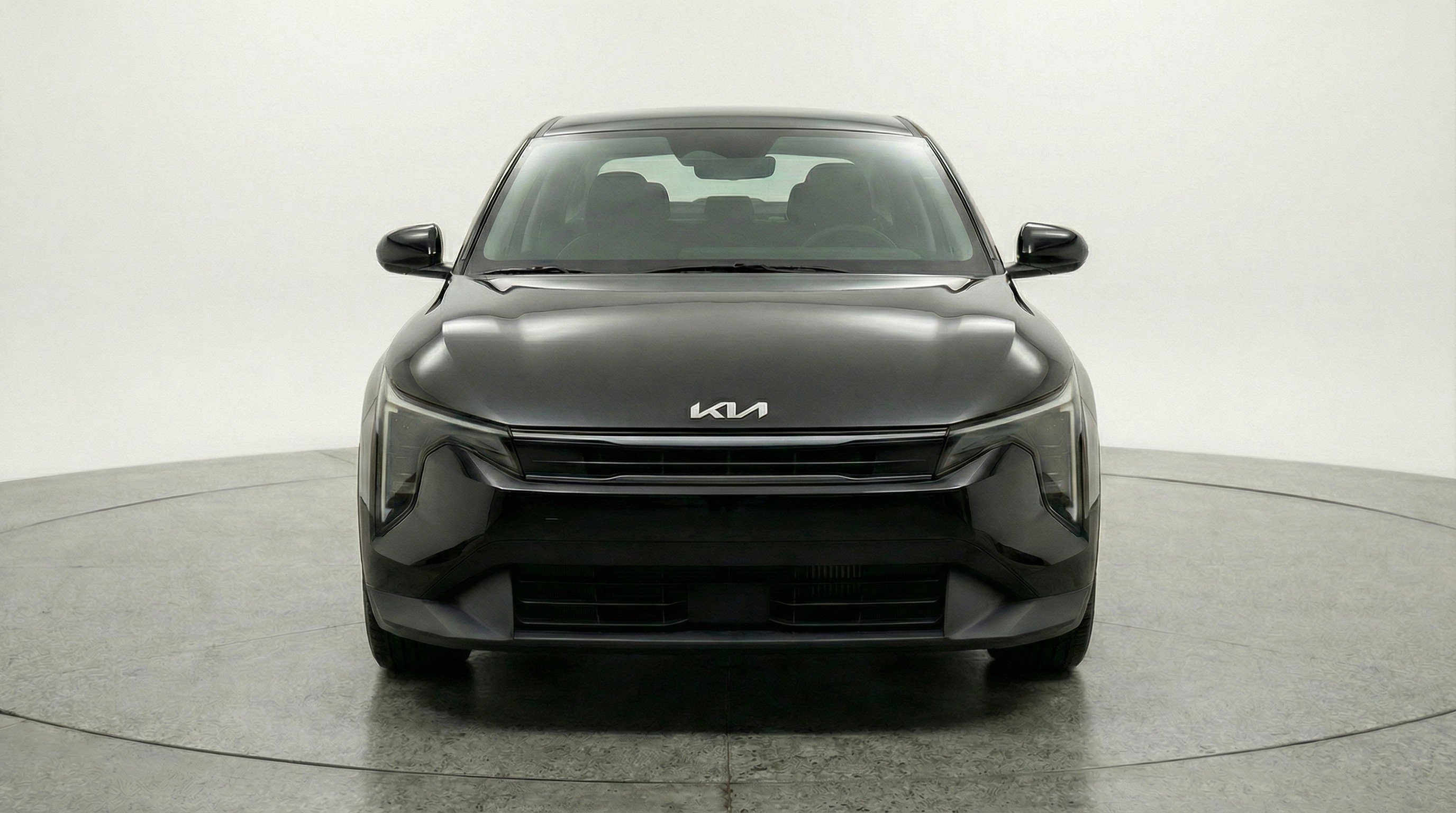 Used 2025 Kia K4 LXS FWD image 2