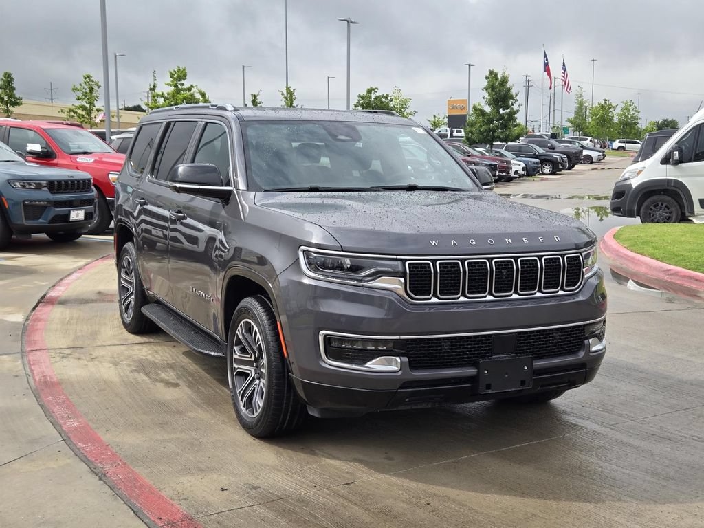 Used 2023 Jeep Wagoneer 4WD w/ Premium Group I image 8