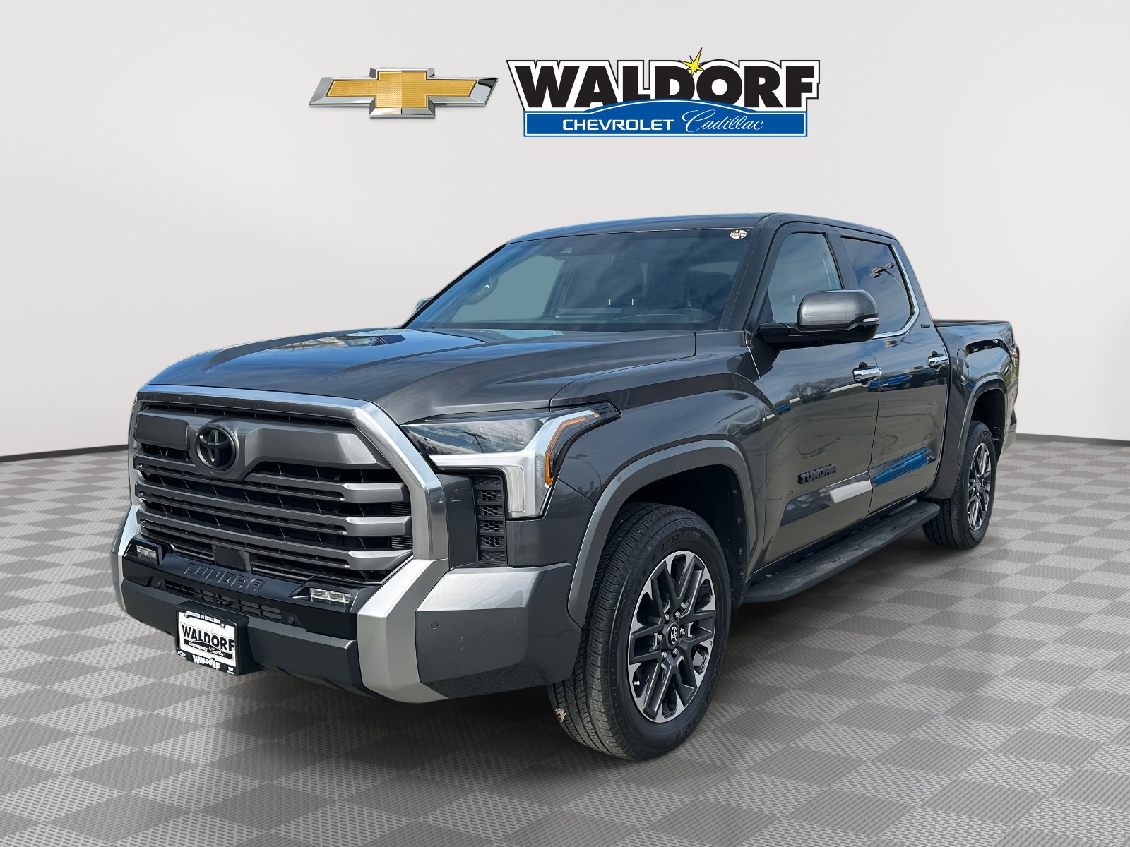 Used 2025 Toyota Tundra Limited image 3