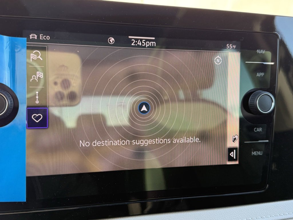 Certified 2025 Volkswagen Taos SEL image 10