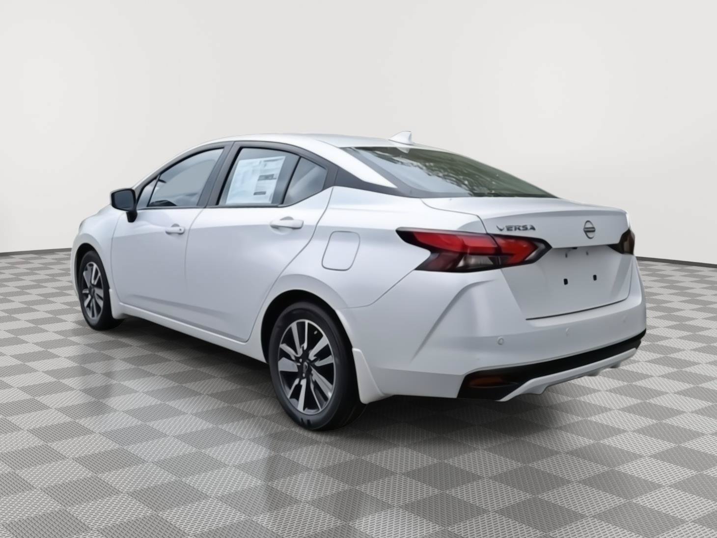 New 2025 Nissan Versa SV w/ Trunk Package FWD image 4