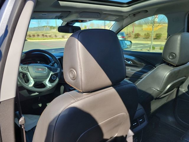 Used 2021 GMC Terrain SLT w/ Infotainment Package II image 13