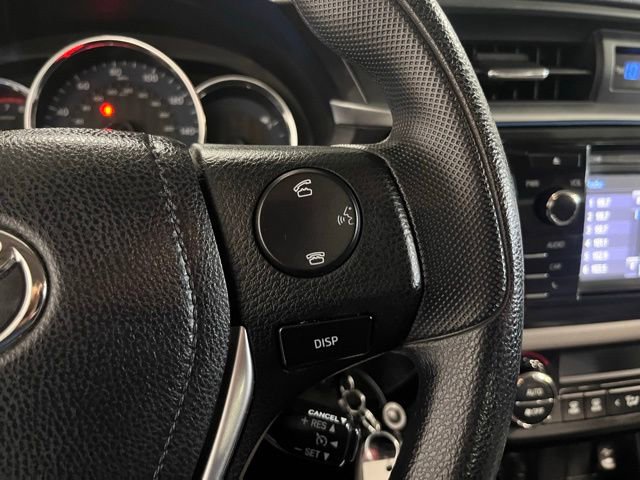 Used 2015 Toyota Corolla LE image 26