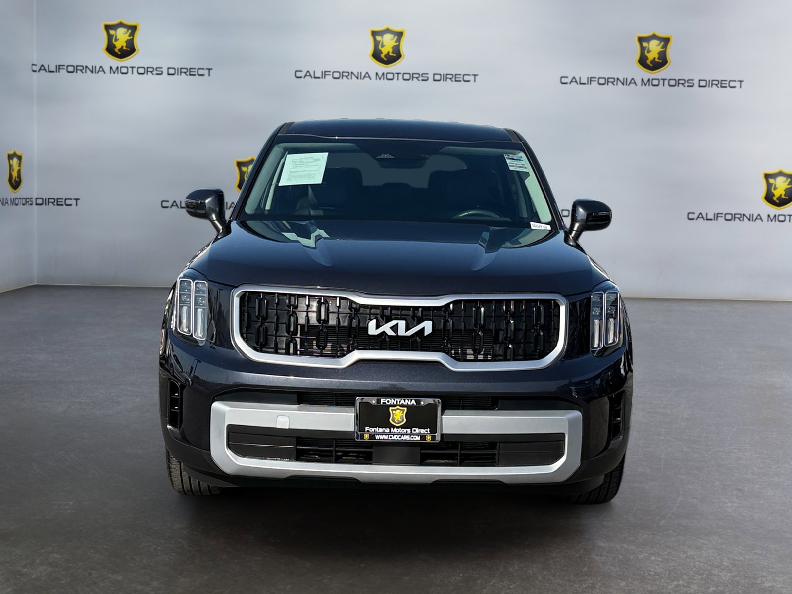 Used 2025 Kia Telluride LX FWD image 8