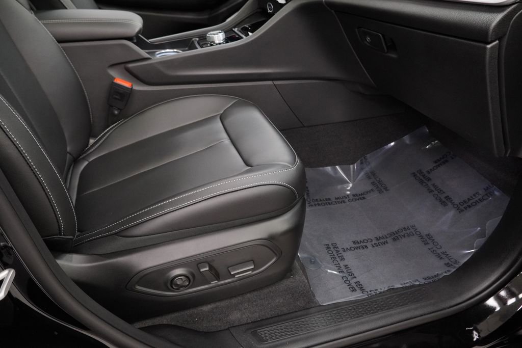 New 2026 Jeep Grand Cherokee L Limited AWD/4WD image 36