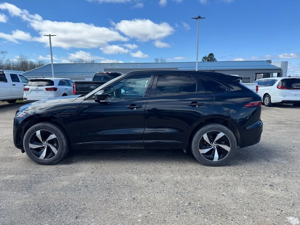 Used 2025 Jaguar F-PACE R-Dynamic S image 2