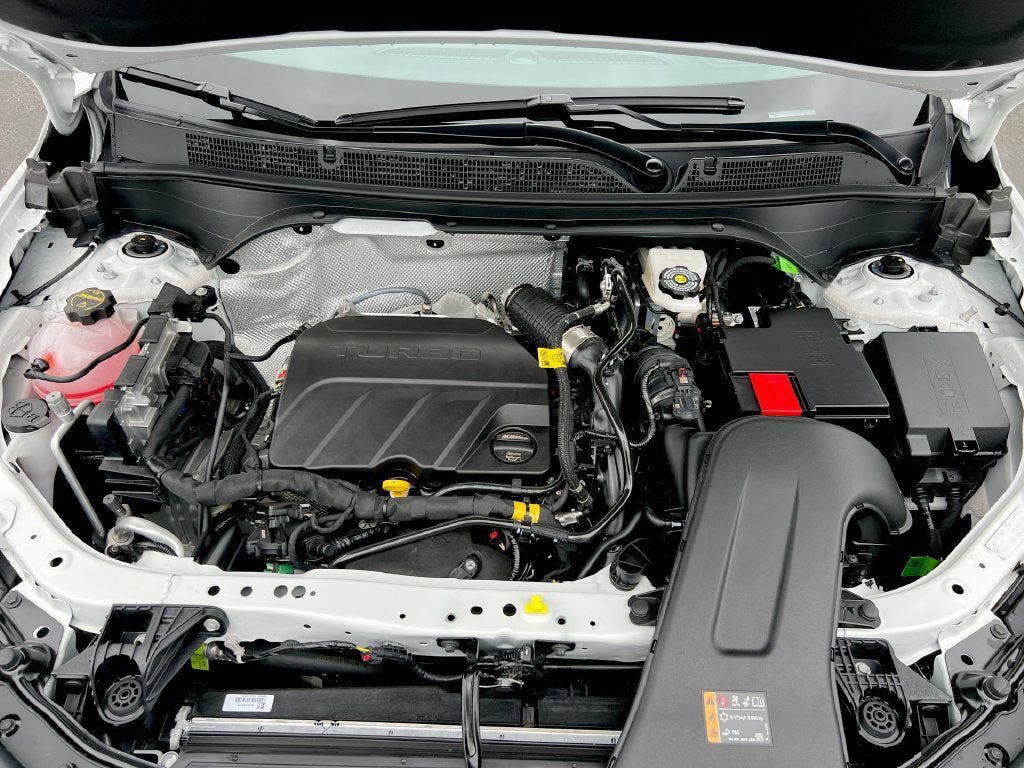 New 2026 Buick Envista Sport Touring FWD image 24