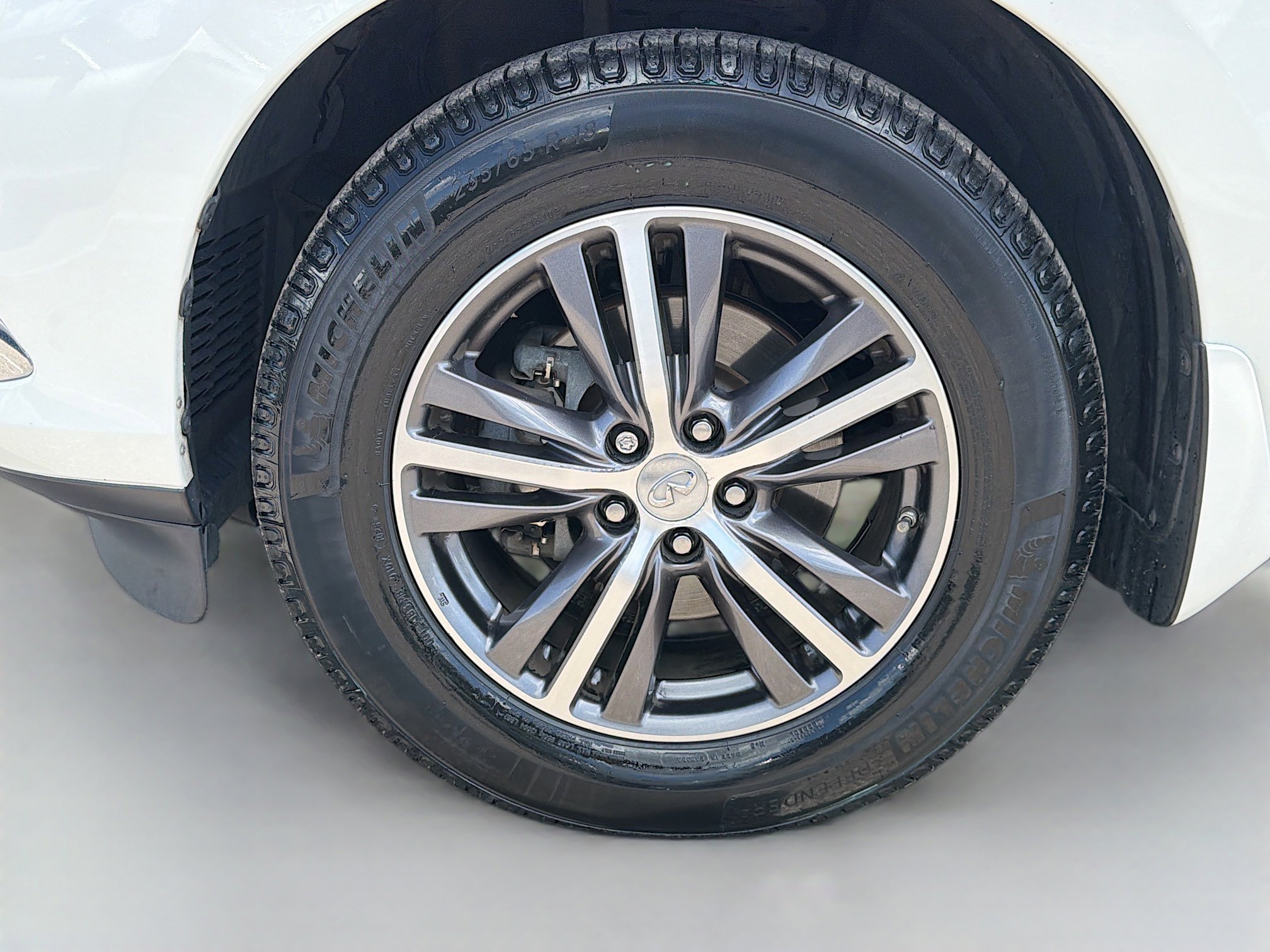 Used 2017 INFINITI QX60 FWD w/ Premium Plus Package image 41