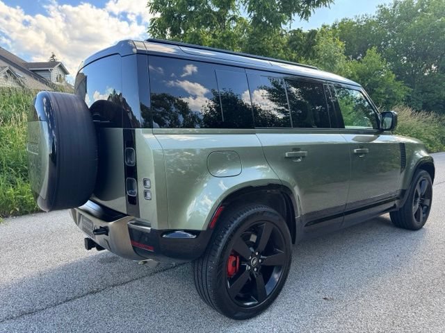 Certified 2025 Land Rover Defender 110 X AWD/4WD image 5