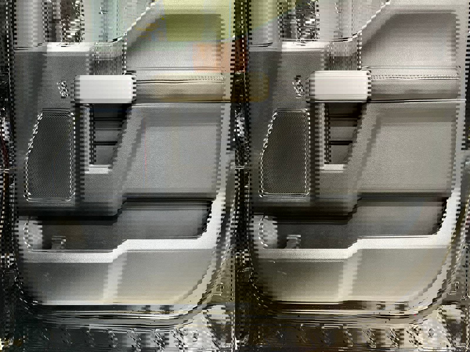 Used 2019 Ford F150 Lariat image 22