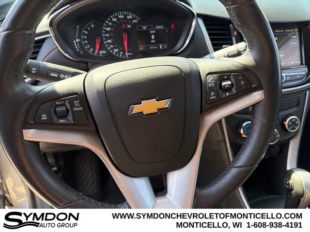 Used 2019 Chevrolet Trax LT w/ LT Convenience Package image 12