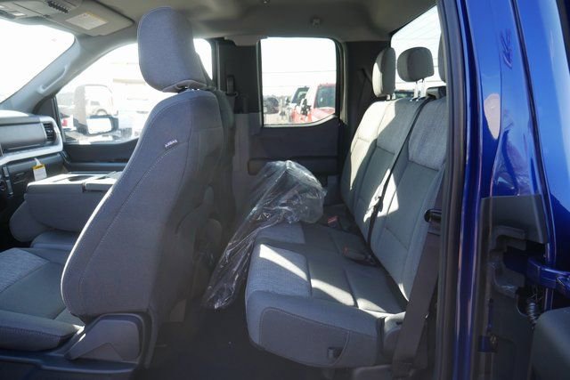 New 2026 Ford F250 XLT w/ FX4 Off-Road Package image 22