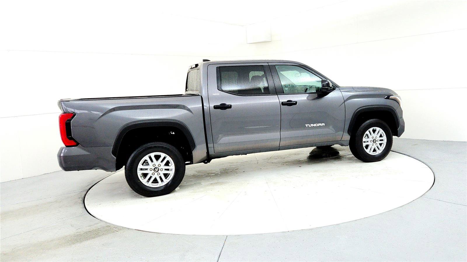 Used 2025 Toyota Tundra SR5 image 6