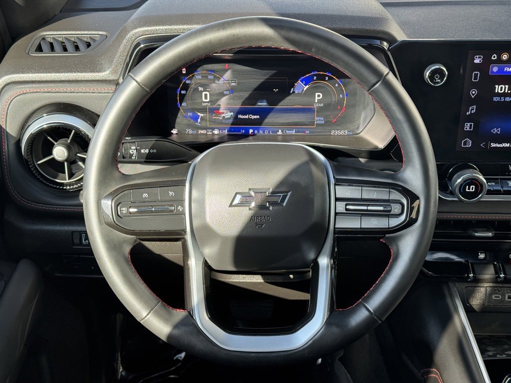 Used 2024 Chevrolet Colorado Z71 image 18