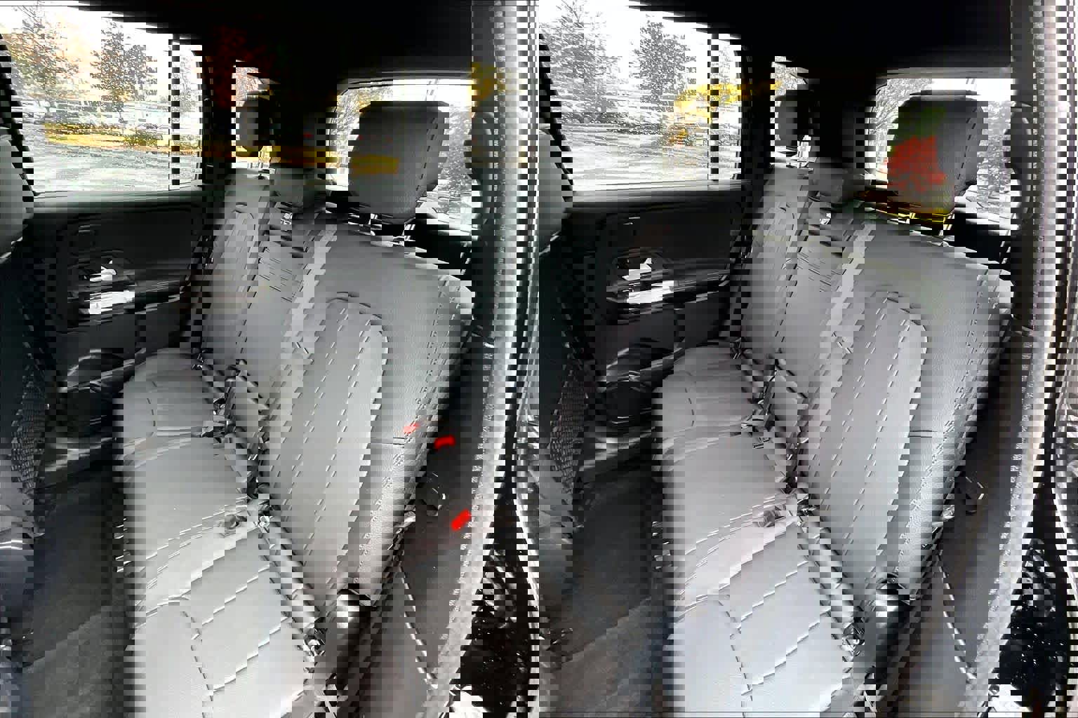 Certified 2025 Mercedes-Benz GLB 250 GLB 250 image 21