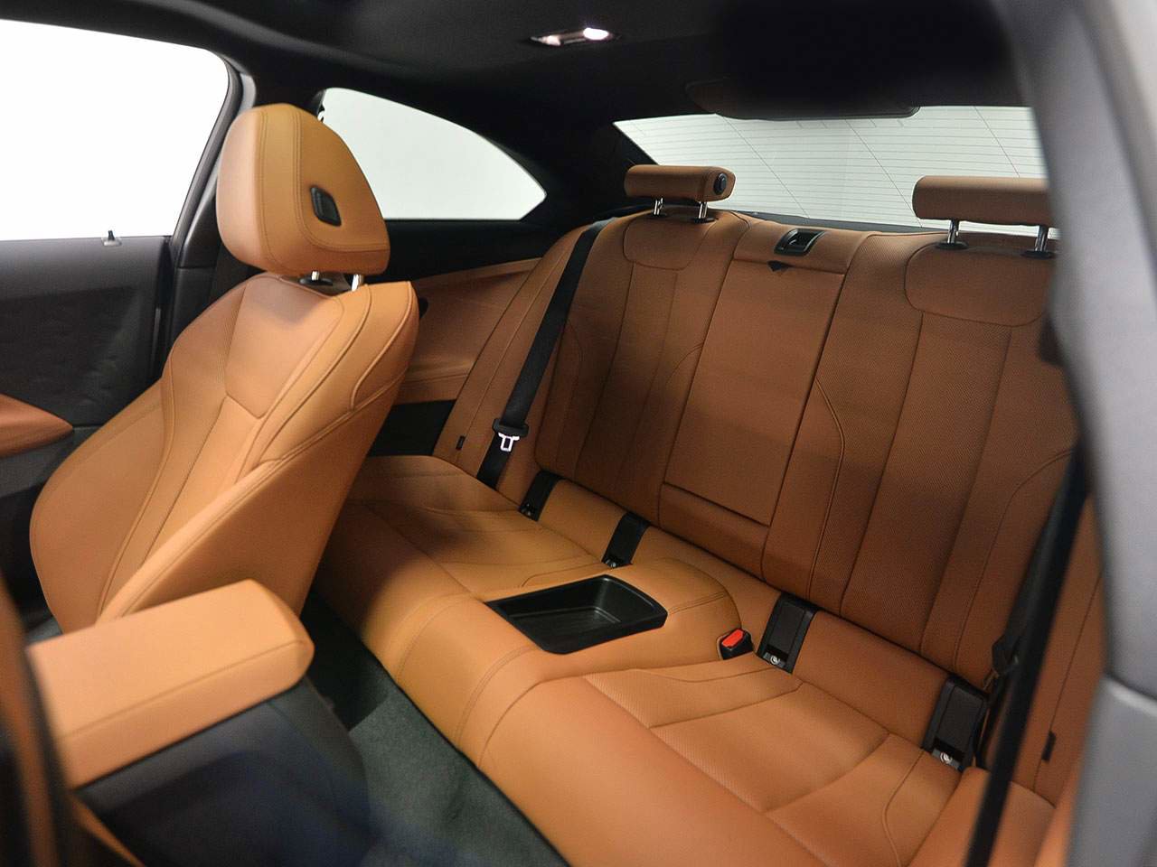 Certified 2025 BMW 230i Coupe image 8