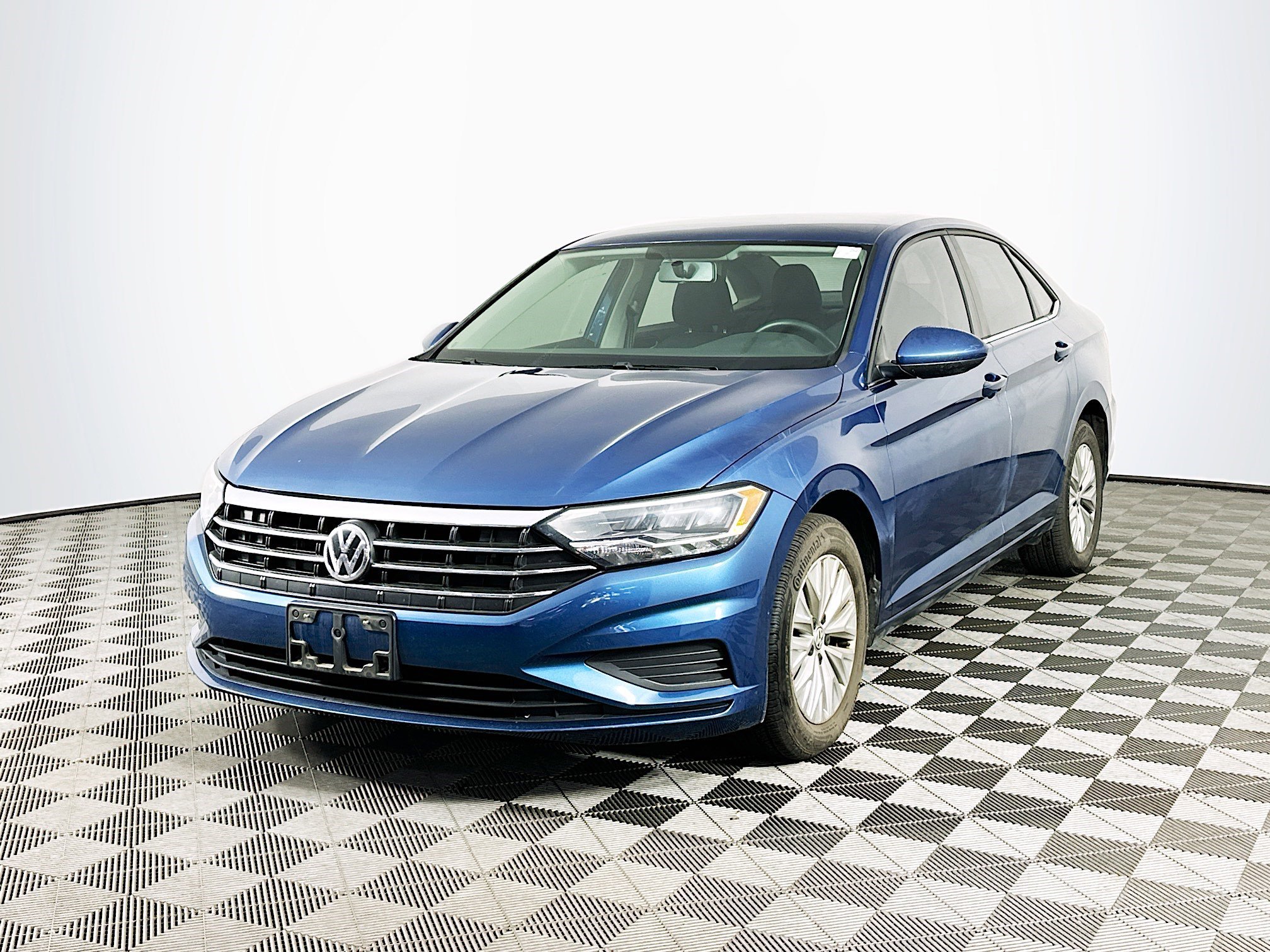 Used 2019 Volkswagen Jetta S image 3