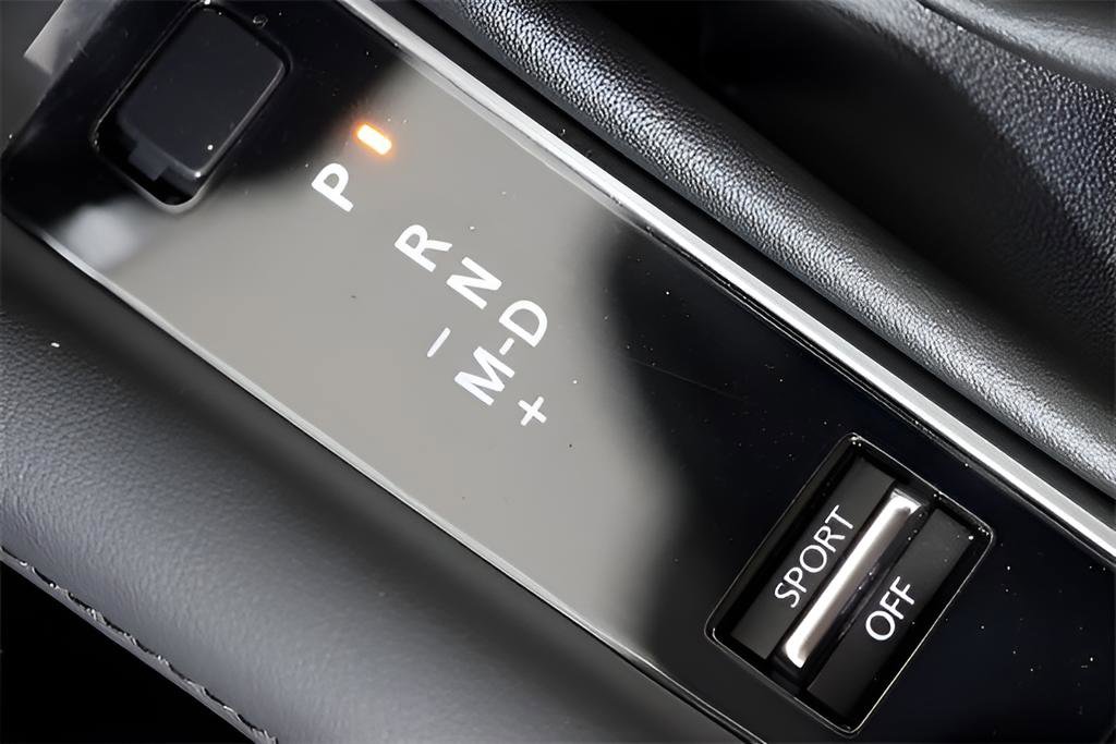 Used 2024 MAZDA MAZDA3 s image 37