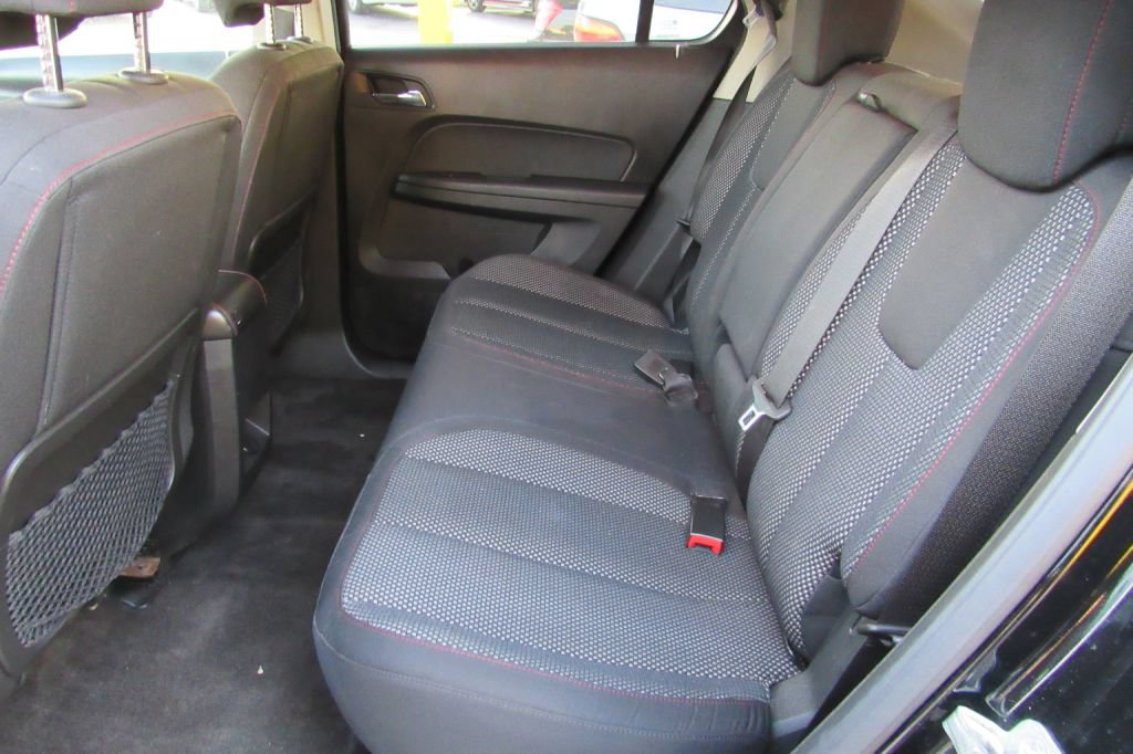 Used 2010 Chevrolet Equinox LT AWD/4WD image 17